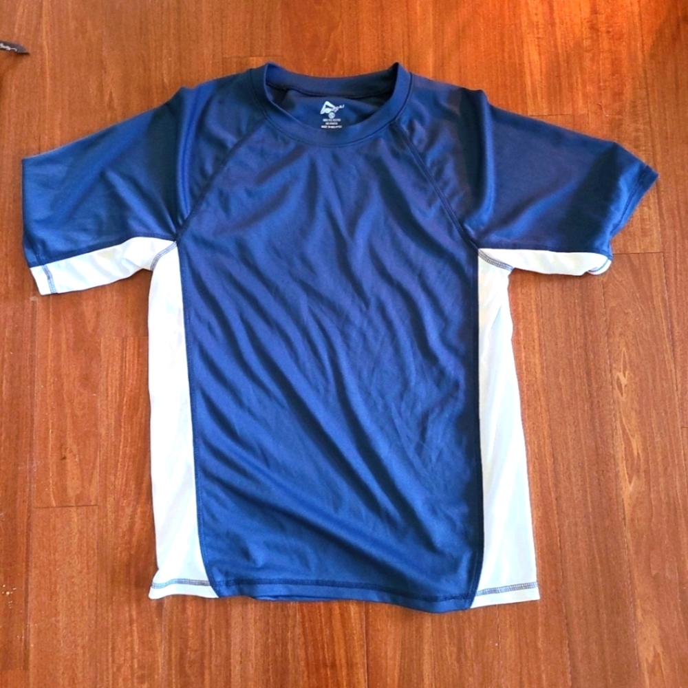NWOT Kanu UV Protection Swim Surf Shirt